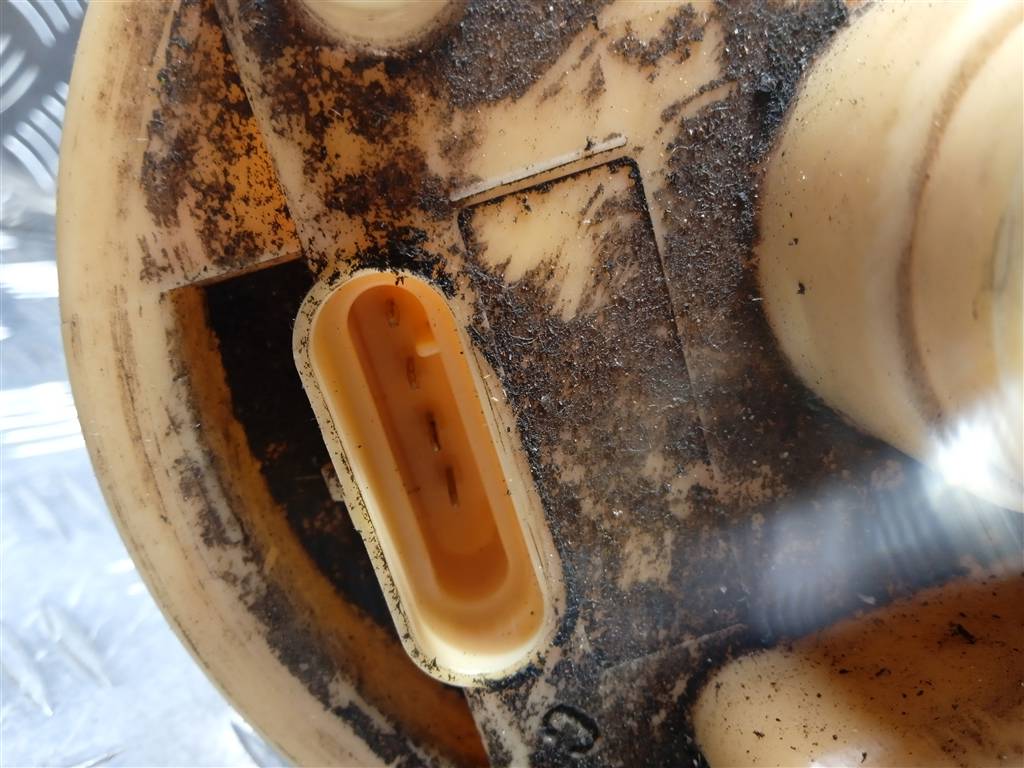 насос топливный (бензонасос) MITSUBISHI COLT  MN135000, 4770 рублей, Москва