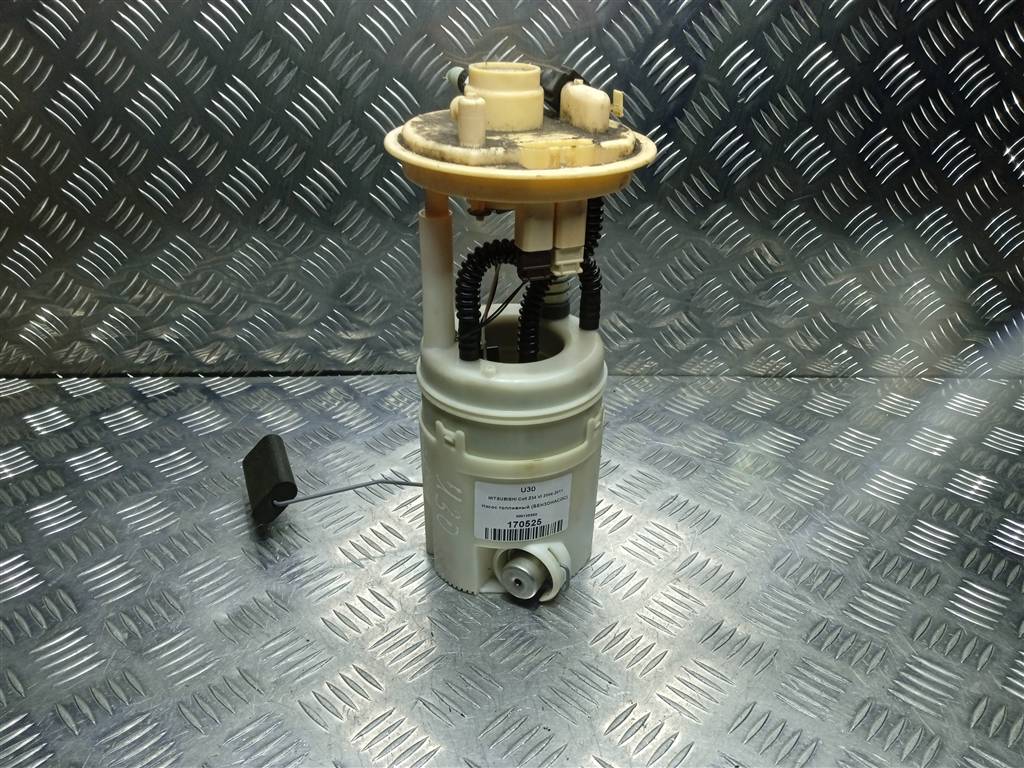 насос топливный (бензонасос) MITSUBISHI COLT  MN135000, 4770 рублей, Москва