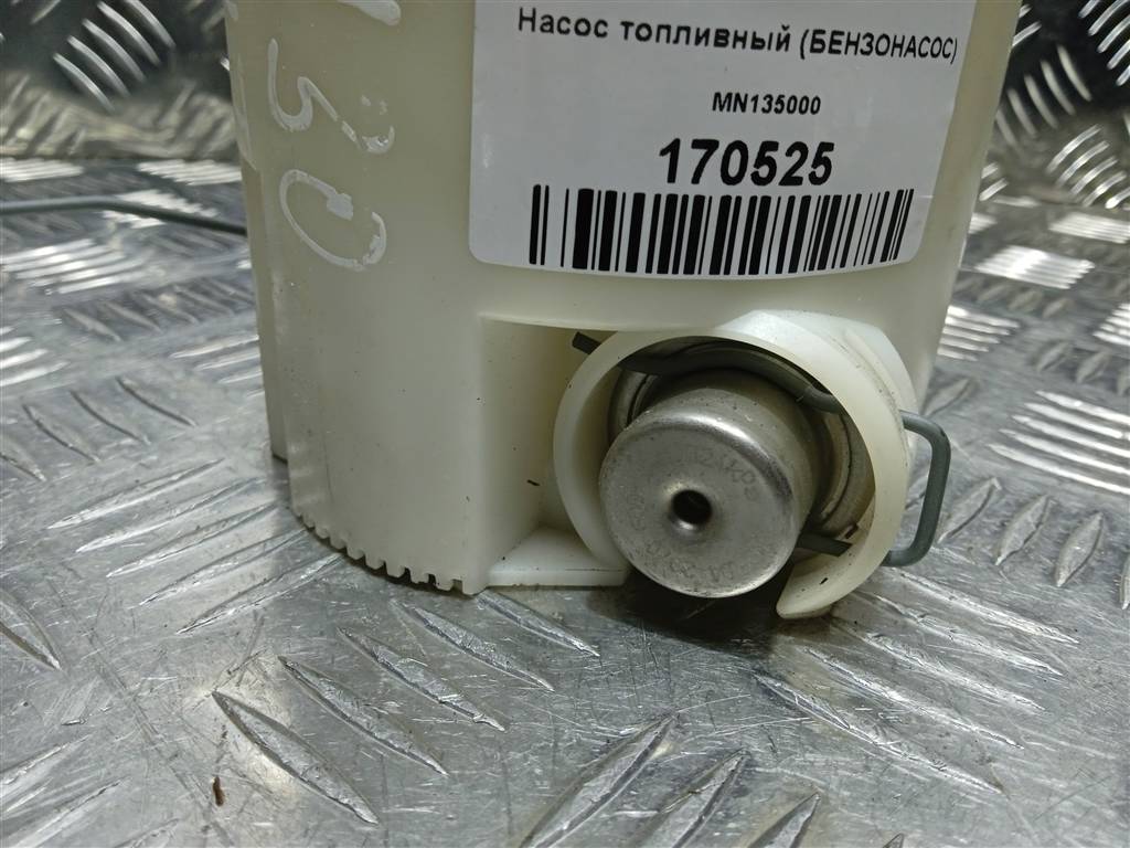 насос топливный (бензонасос) MITSUBISHI COLT  MN135000, 4770 рублей, Москва