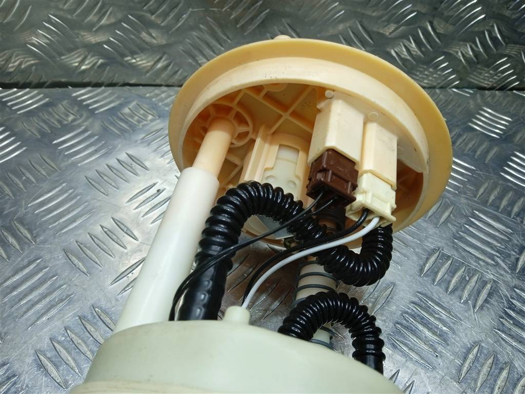 насос топливный (бензонасос) MITSUBISHI COLT  MN135000, 4770 рублей, Москва