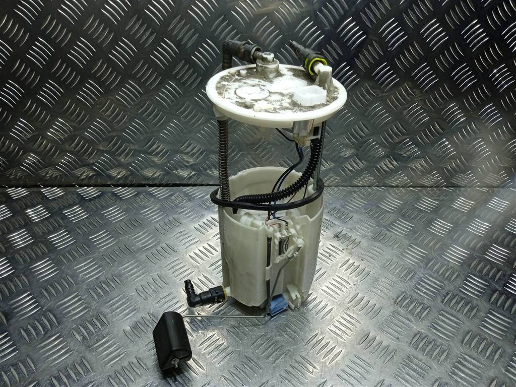 насос топливный (бензонасос) SUZUKI Grand Vitara  1510065J01, 2700 рублей, Москва