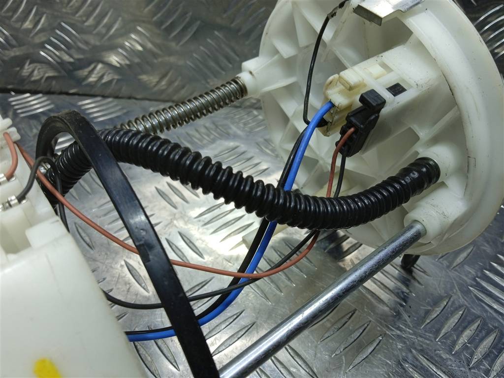 насос топливный (бензонасос) SUZUKI Grand Vitara  1510065J01, 2700 рублей, Москва