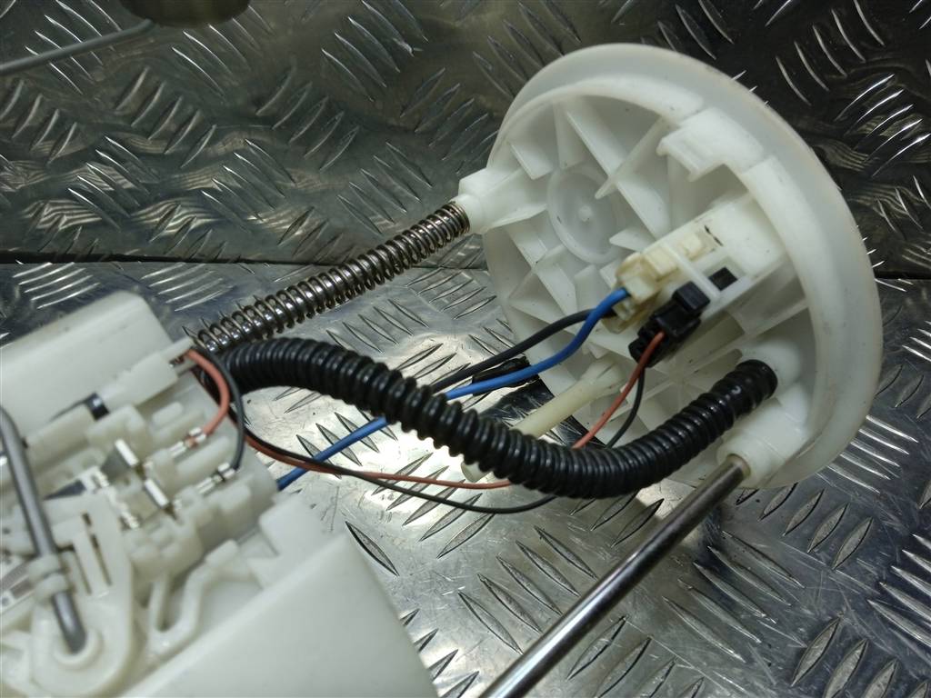 насос топливный (бензонасос) SUZUKI Grand Vitara 2.0 4WD MT (140 л.с.)Grand Vitara  II (2005—2008) Внедорожник 1510065842, 2360 рублей, Москва