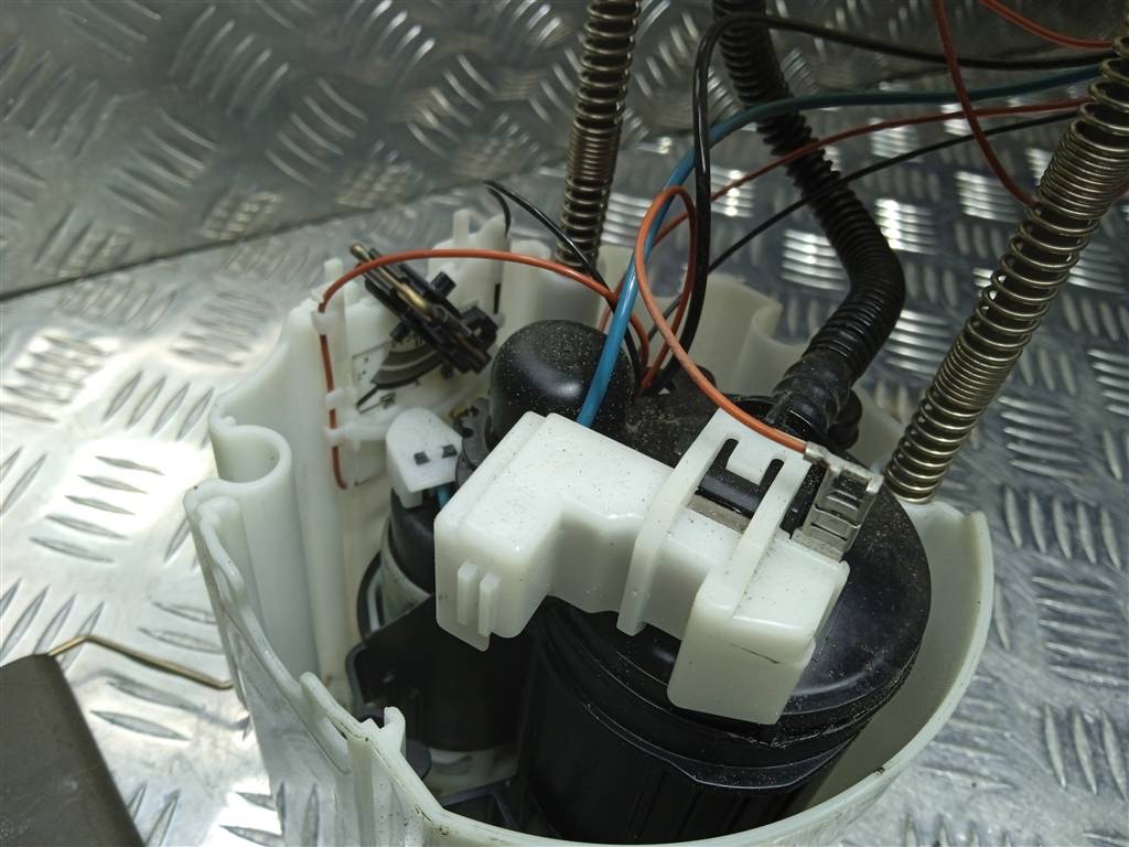 насос топливный (бензонасос) CHEVROLET  ORLANDO 1.8 AT (141 л.с.)Orlando  I (2010—2018) Минивэн 13578734, 6150 рублей, Москва