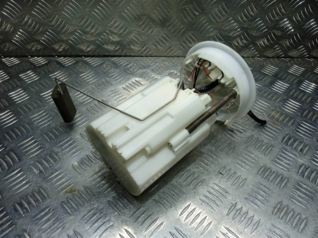 насос топливный (бензонасос) FORD Focus  1851737, 5580 рублей, Москва