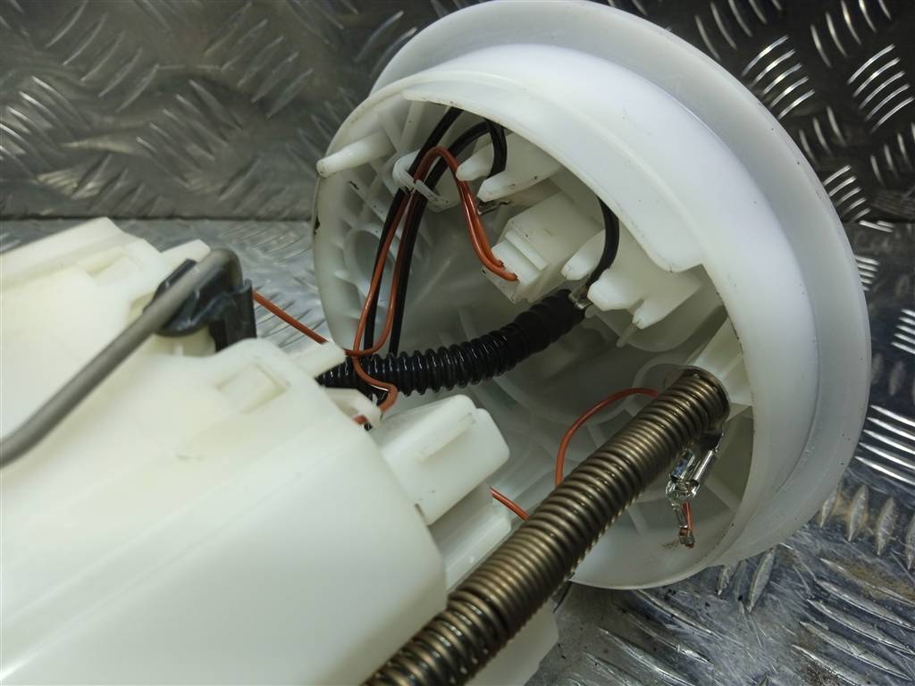 насос топливный (бензонасос) FORD Focus  1851737, 5580 рублей, Москва