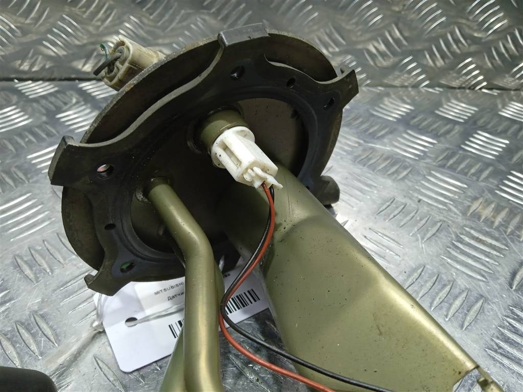 датчик уровня топлива MITSUBISHI L200  2.5 DI-D MT (136 л.с.)L200  IV (2006—2014) Пикап 1718A046, 1550 рублей, Москва