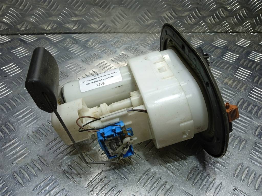 насос топливный (бензонасос) Hyundai TUCSON 2.0 CRDi AT (112 л.с.)Tucson  I (2004—2011) Внедорожник 311102E900, 2700 рублей, Москва