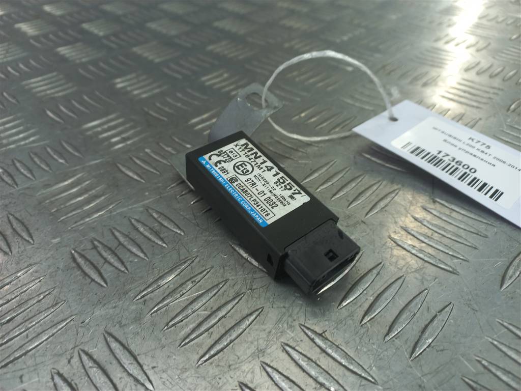 блок управления MITSUBISHI L200  2.5 DI-D 4WD MT (178 л.с.)L200  IV (2006—2014) Пикап MN141557, 750 рублей, Москва