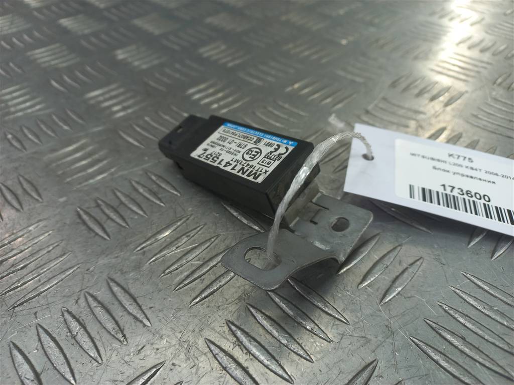 блок управления MITSUBISHI L200  2.5 DI-D 4WD MT (178 л.с.)L200  IV (2006—2014) Пикап MN141557, 750 рублей, Москва