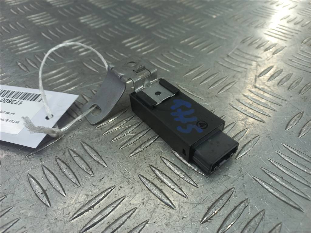 блок управления MITSUBISHI L200  2.5 DI-D 4WD MT (178 л.с.)L200  IV (2006—2014) Пикап MN141557, 750 рублей, Москва