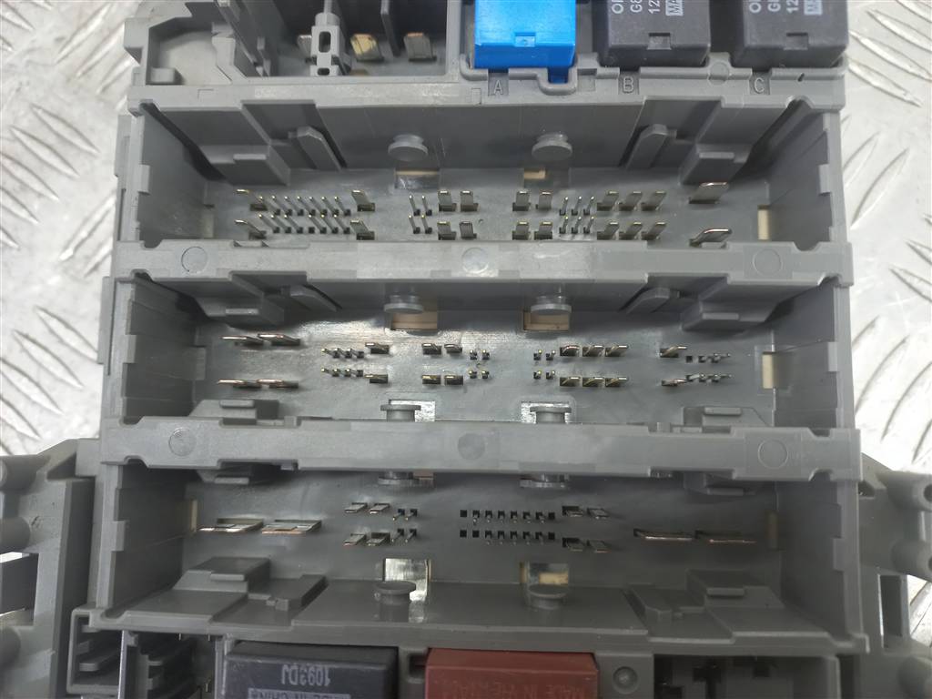 блок предохранителей HONDA CR-V 2.0 AT (150 л.с.)CR-V  IV (2011—2015) Внедорожник 38200T1GE12, 8450 рублей, Москва