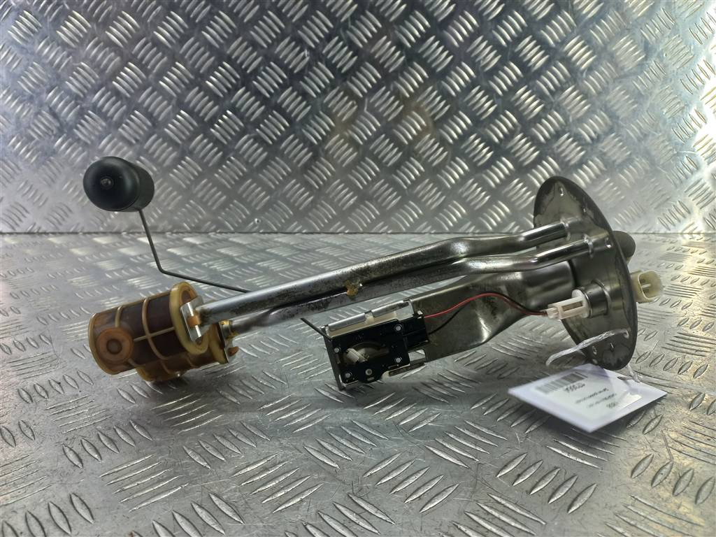 датчик уровня топлива MITSUBISHI L200  2.5 DI-D 4WD MT (178 л.с.)L200  IV (2006—2014) Пикап 1718A061, 4660 рублей, Москва