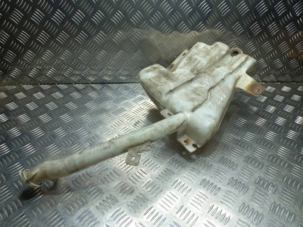 бачок омывателя MITSUBISHI L200   MN182568, 2470 рублей, Москва