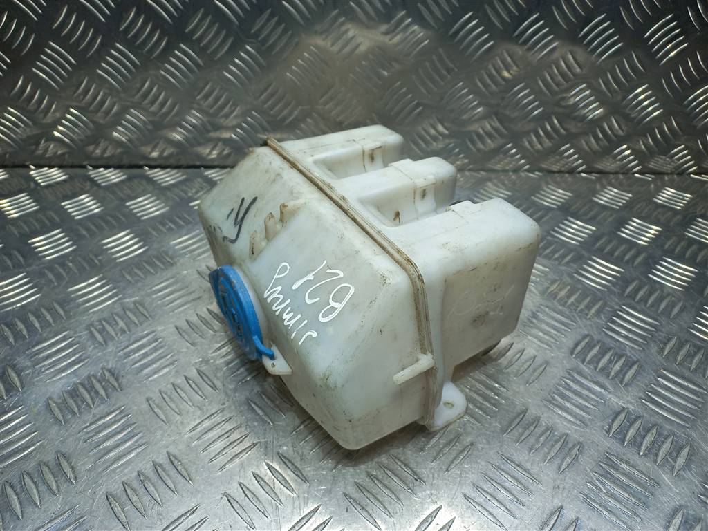 бачок омывателя SUZUKI JIMNY Jimny 3845081A00, 860 рублей, Москва