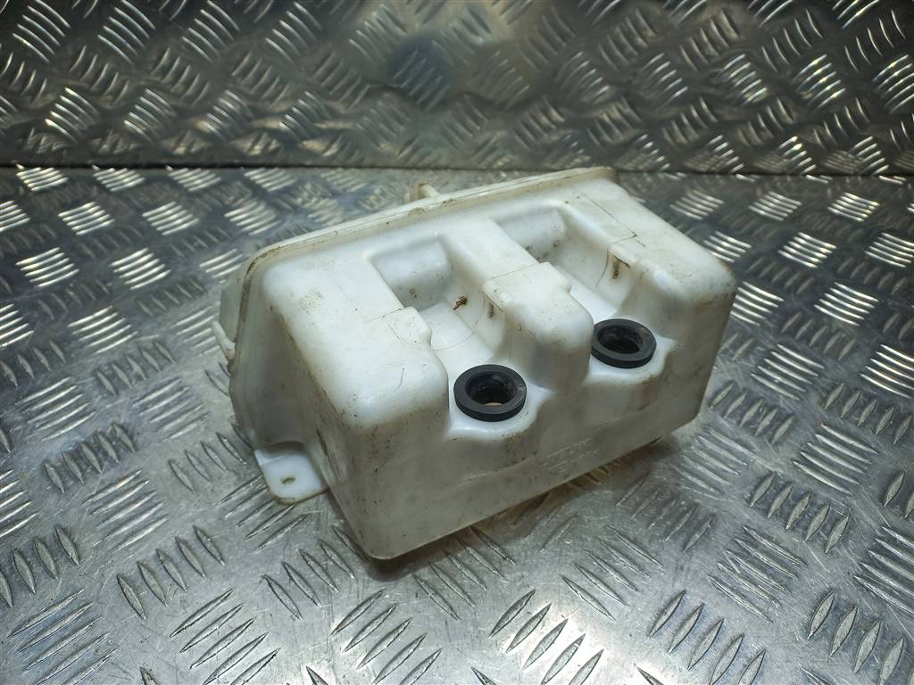 бачок омывателя SUZUKI JIMNY Jimny 3845081A00, 860 рублей, Москва