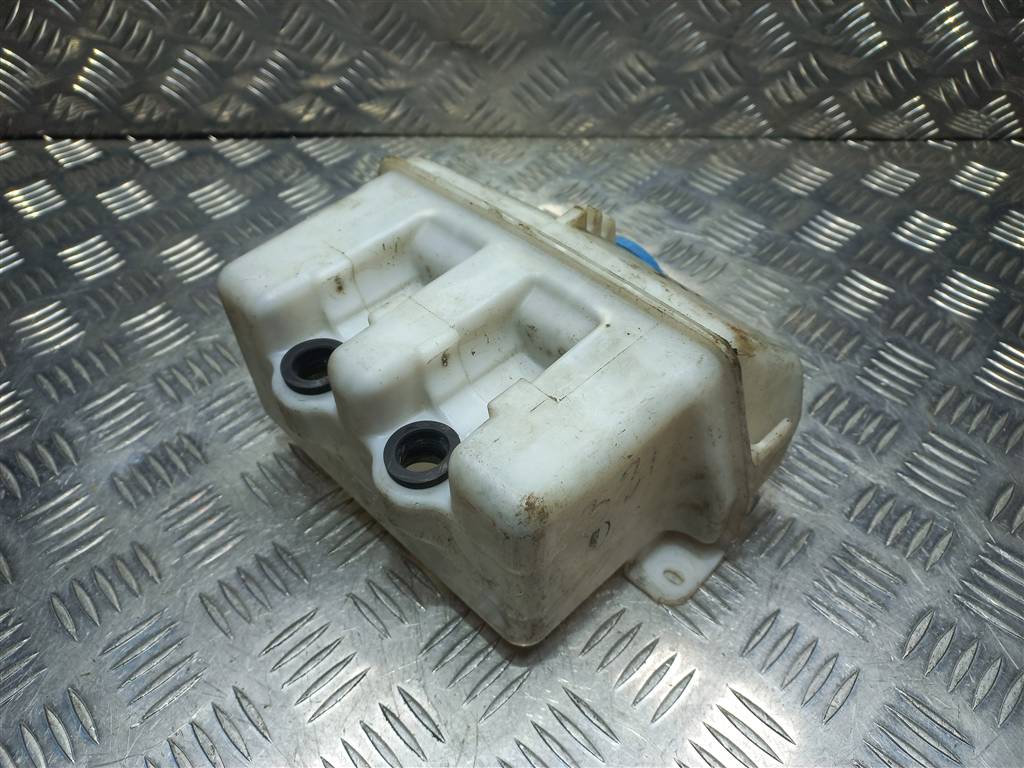 бачок омывателя SUZUKI JIMNY Jimny 3845081A00, 860 рублей, Москва