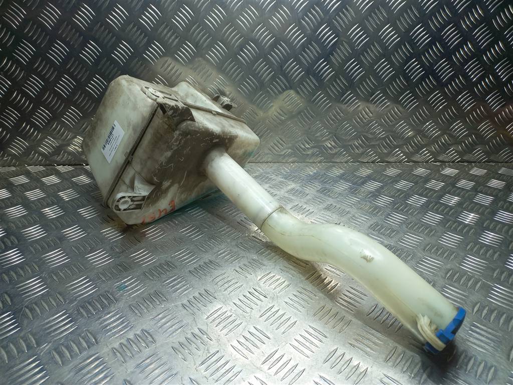 бачок омывателя Hyundai TUCSON 2.0 MT (140 л.с.)Tucson  I (2004—2011) Внедорожник 986202E001, 3279 рублей, Москва