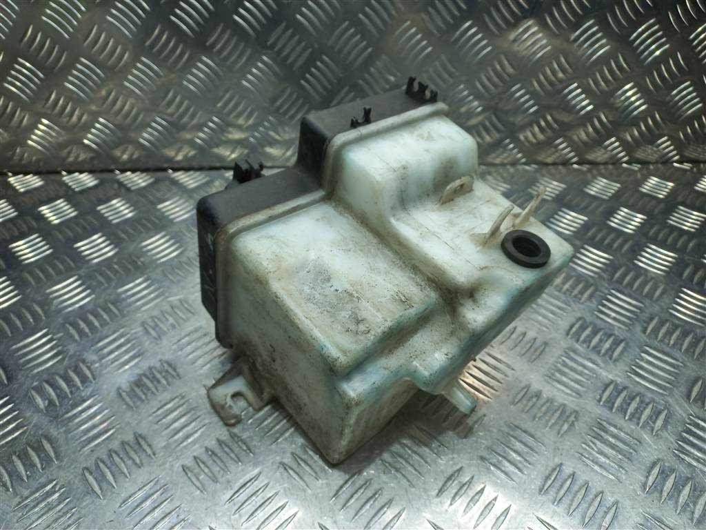 бачок омывателя Hyundai GETZ 1.3 AT (85 л.с.)Getz  I (2002—2005) Хетчбэк 986201C000, 1550 рублей, Москва