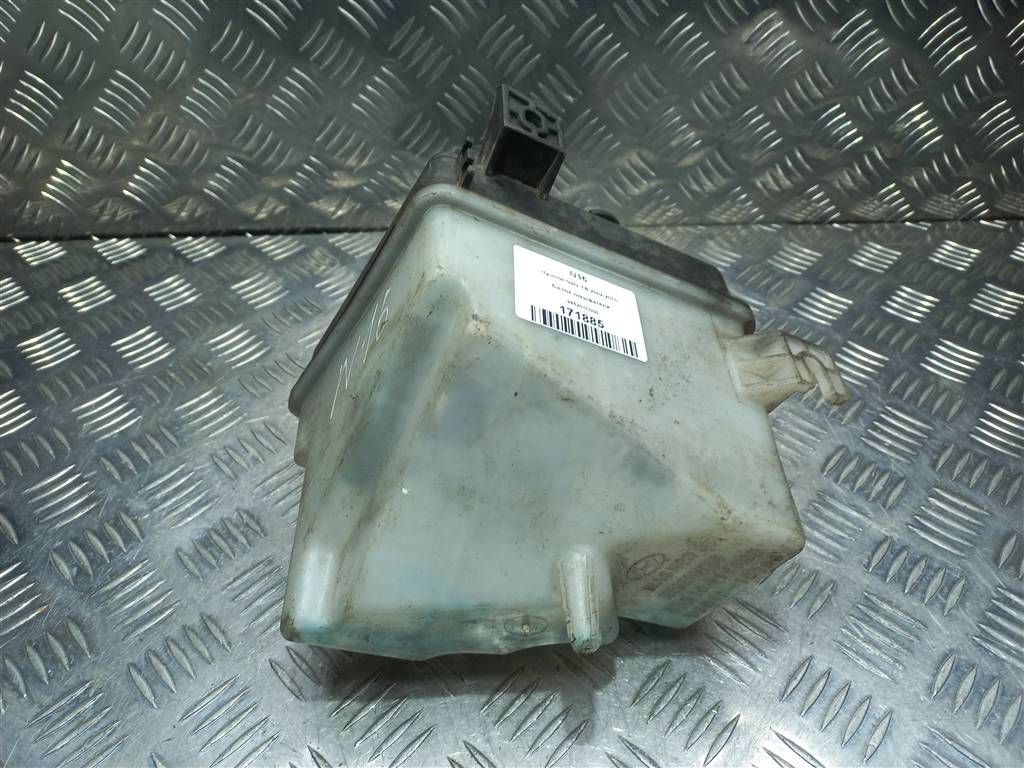 бачок омывателя Hyundai GETZ 1.3 AT (85 л.с.)Getz  I (2002—2005) Хетчбэк 986201C000, 1550 рублей, Москва