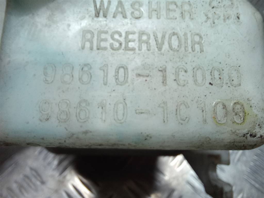 бачок омывателя Hyundai GETZ 1.3 AT (85 л.с.)Getz  I (2002—2005) Хетчбэк 986201C000, 1550 рублей, Москва