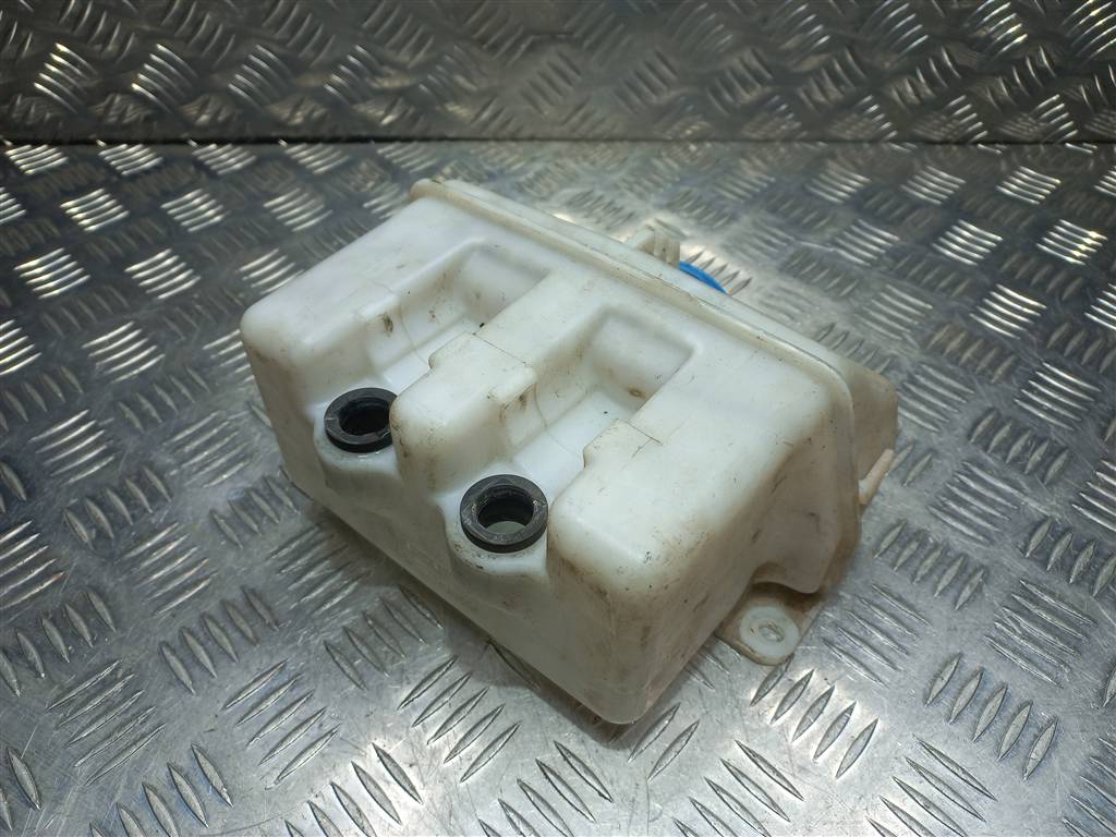 бачок омывателя SUZUKI JIMNY  3845081A00, 860 рублей, Москва