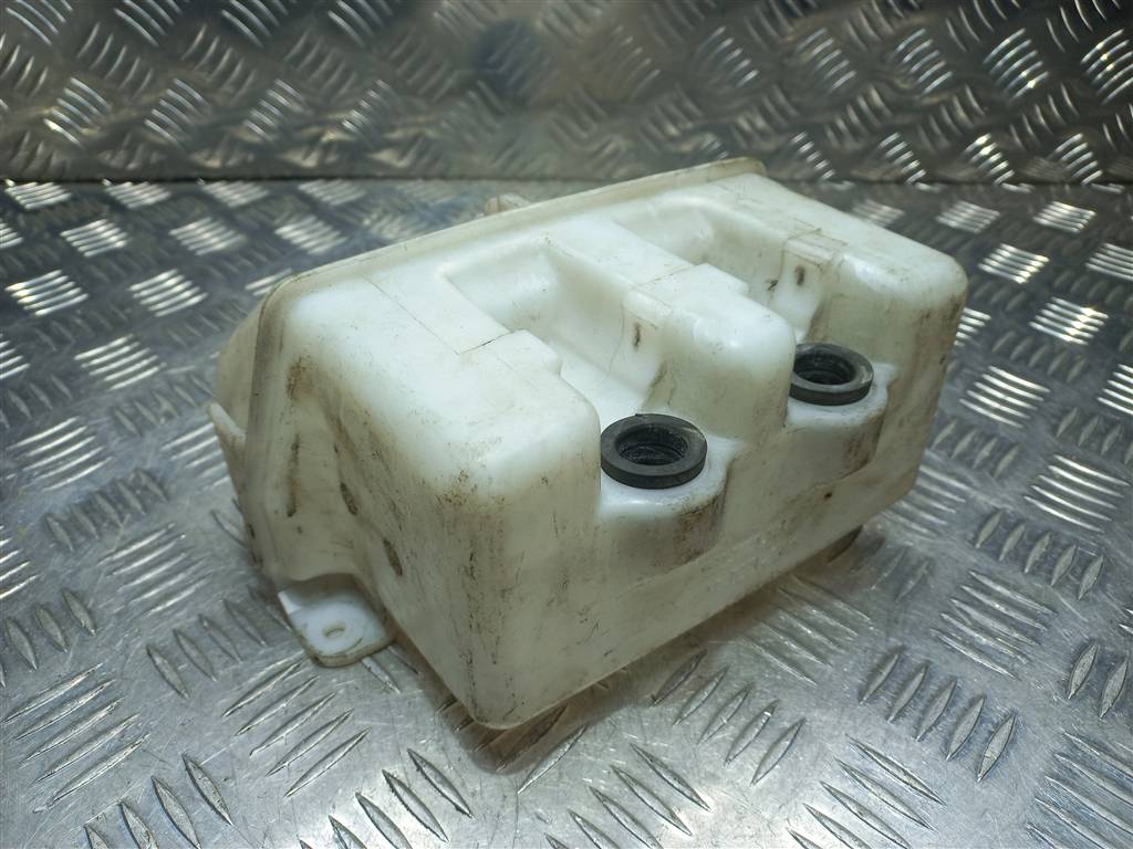 бачок омывателя SUZUKI JIMNY Jimny 3845081A00, 860 рублей, Москва