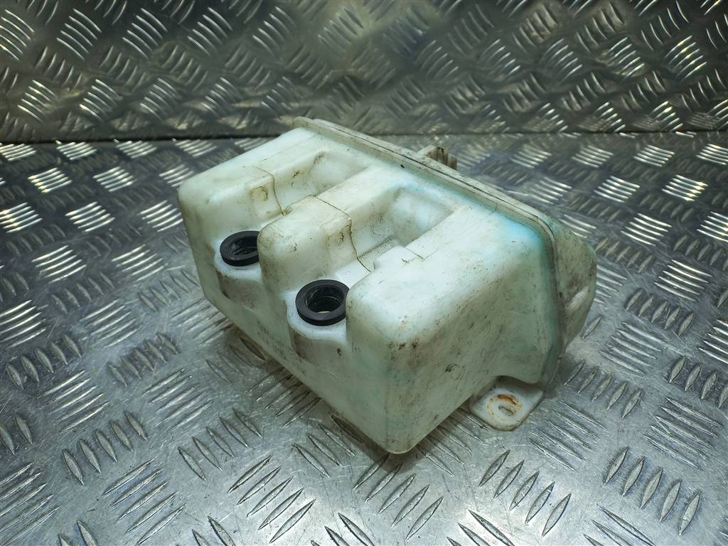 бачок омывателя SUZUKI JIMNY Jimny 3845081A00, 860 рублей, Москва