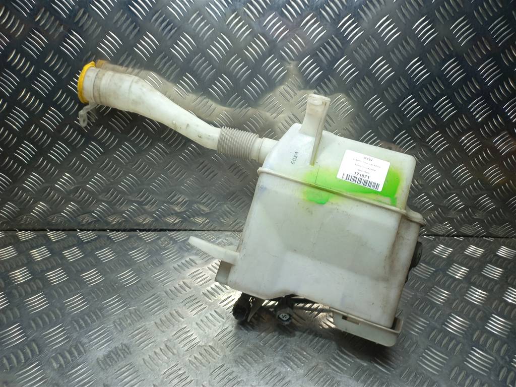 бачок омывателя SUBARU Tribeca 3.0 4WD AT (245 л.с.)Tribeca  WX (2004—2007) Внедорожник 86631XA00A, 4540 рублей, Москва