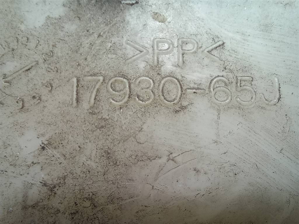 бачок расширительный SUZUKI Grand Vitara 2.0 4WD MT (140 л.с.)Grand Vitara  I рестайлинг (2000—2006) Внедорожник 1793165J00, 750 рублей, Москва