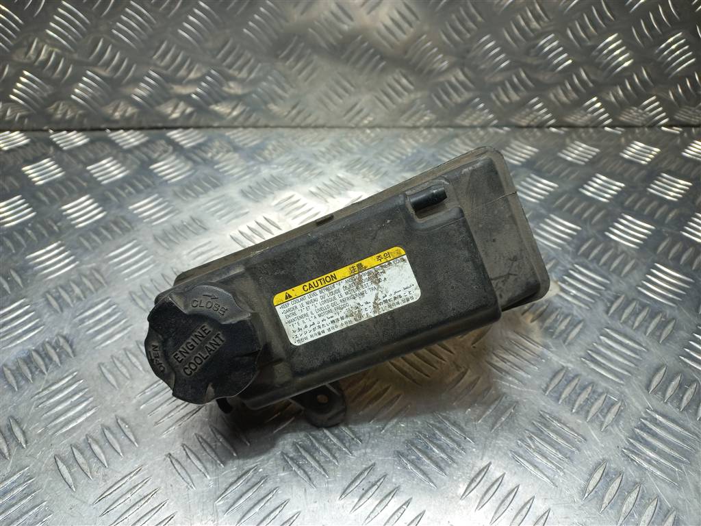 бачок расширительный Hyundai GETZ 1.4 AT (97 л.с.)Getz  I рестайлинг (2005—2011) Хетчбэк 254311C000, 860 рублей, Москва