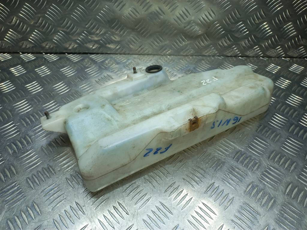 бачок омывателя SUZUKI IGNIS 1.5 MT (99 л.с.)Ignis  II (2003—2008) Хетчбэк 3845086G00, 630 рублей, Москва