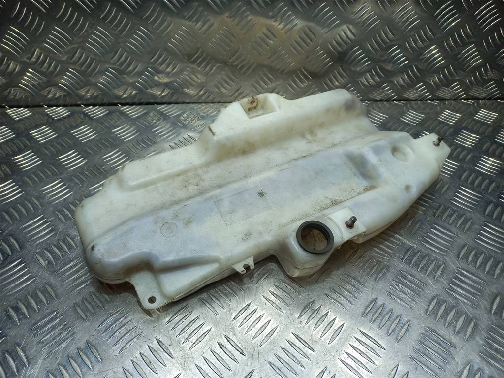 бачок омывателя SUZUKI IGNIS 1.5 MT (99 л.с.)Ignis  II (2003—2008) Хетчбэк 3845086G00, 630 рублей, Москва
