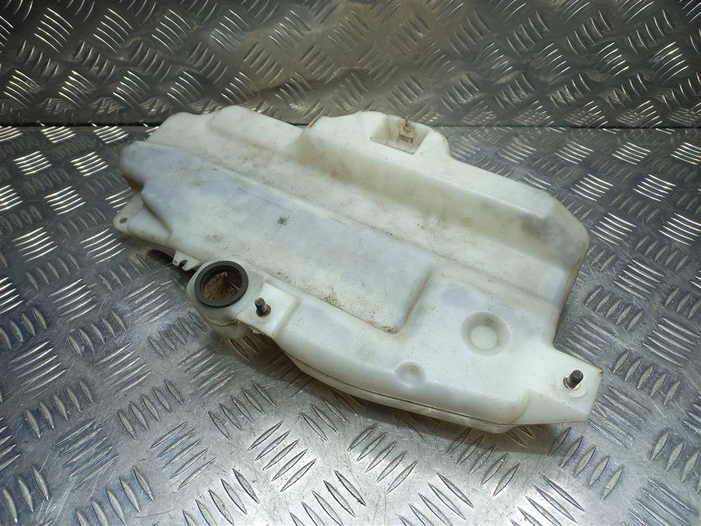 бачок омывателя SUZUKI IGNIS 1.5 MT (99 л.с.)Ignis  II (2003—2008) Хетчбэк 3845086G00, 630 рублей, Москва
