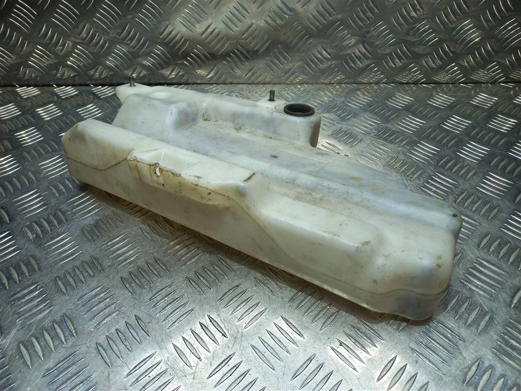 бачок омывателя SUZUKI IGNIS 1.5 MT (99 л.с.)Ignis  II (2003—2008) Хетчбэк 3845086G00, 630 рублей, Москва