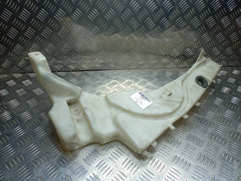 бачок омывателя FORD Focus 1.8 TDCi MT (116 л.с.)Focus  II (2005—2008) Хетчбэк 1383195, 860 рублей, Москва