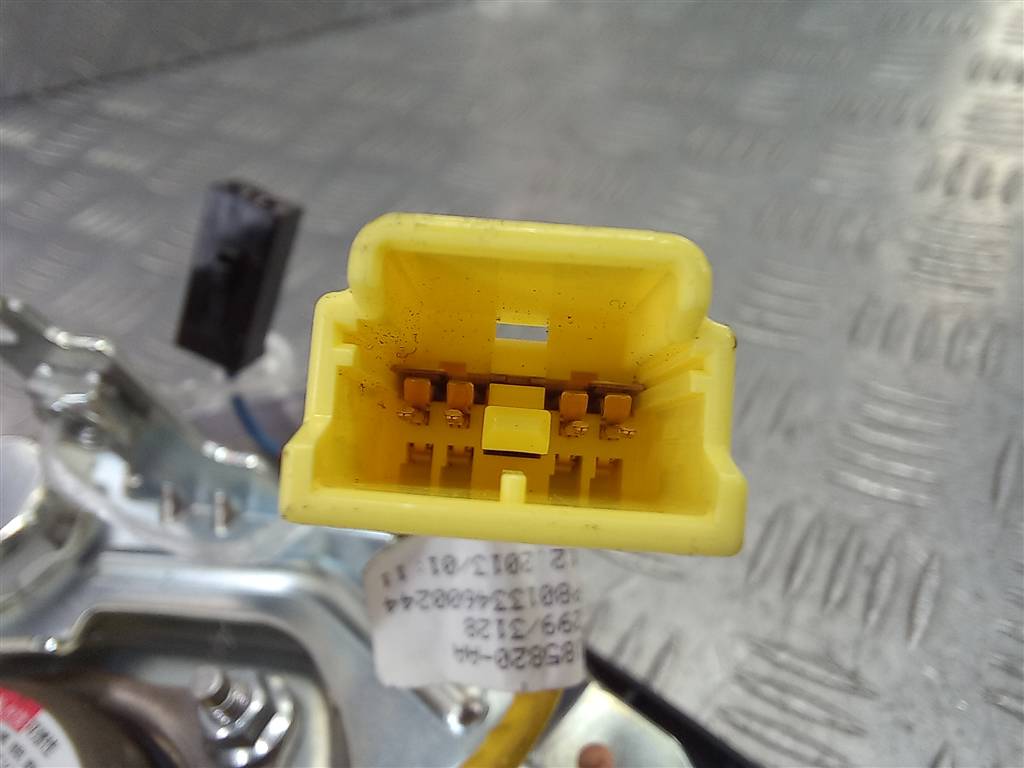 подушка безопасности водителя HONDA CR-V 2.0 AT (150 л.с.)CR-V  IV (2011—2015) Внедорожник 77810T1GG81ZA, 25700 рублей, Москва