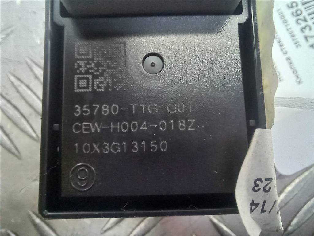 кнопка стеклоподъемника HONDA CR-V 2.0 AT (150 л.с.)CR-V  IV (2011—2015) Внедорожник 35780T1GG01, 1210 рублей, Москва