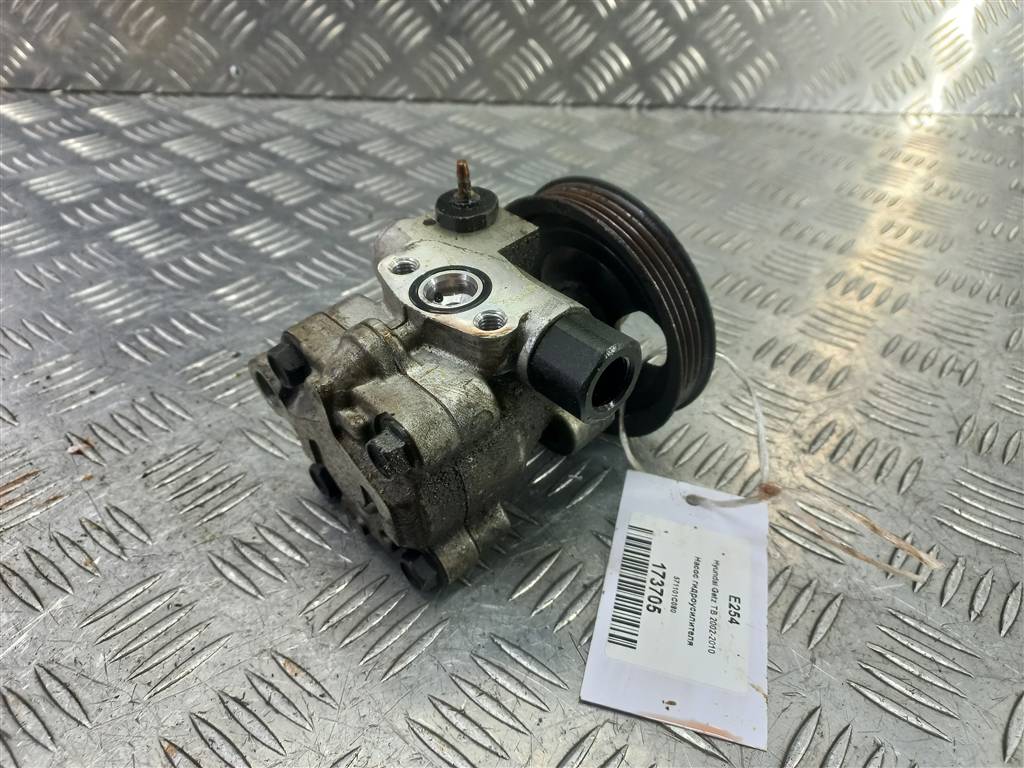 насос гидроусилителя Hyundai GETZ 1.1 MT (66 л.с.)Getz  I рестайлинг (2005—2011) Хетчбэк 571101C080, 2470 рублей, Москва