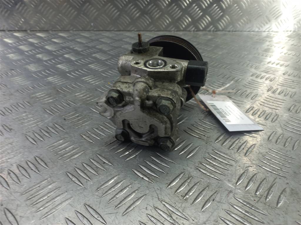 насос гидроусилителя Hyundai GETZ 1.1 MT (66 л.с.)Getz  I рестайлинг (2005—2011) Хетчбэк 571101C080, 2470 рублей, Москва