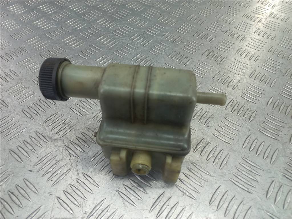 бачок гидроусилителя MAZDA CX-7  EG2132690, 3160 рублей, Москва