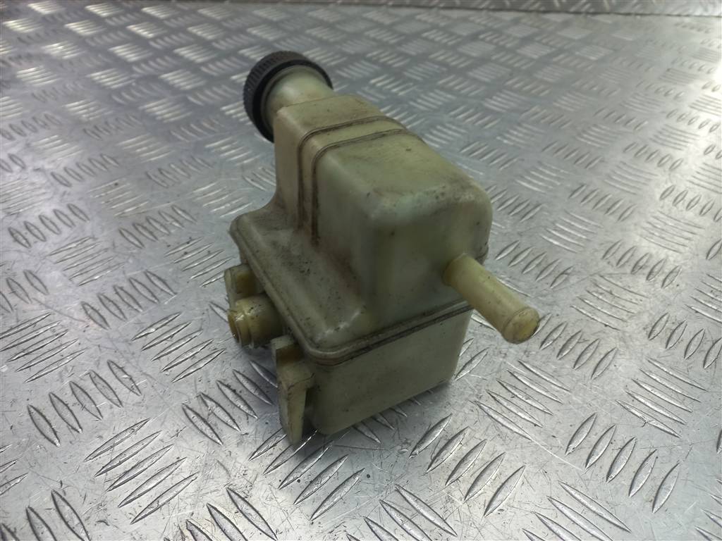 бачок гидроусилителя MAZDA CX-7  EG2132690, 3160 рублей, Москва