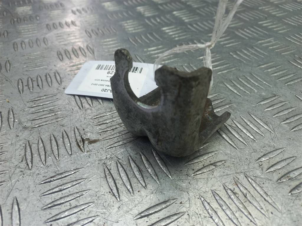 кронштейн тросов кпп MAZDA CX-7  GP9A46551A, 750 рублей, Москва