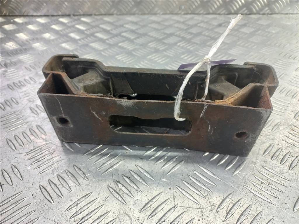 подушка кпп (гитара опора) SUZUKI Grand Vitara 2.4 AT (169 л.с.)Grand Vitara  II рестайлинг (2008—2012) Внедорожник 1171065J00, 2470 рублей, Москва