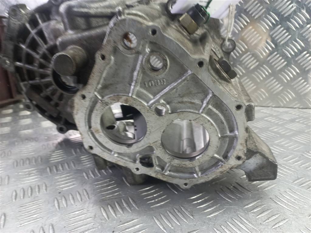 корпус кпп MAZDA 6  GC0117100C, 3850 рублей, Москва