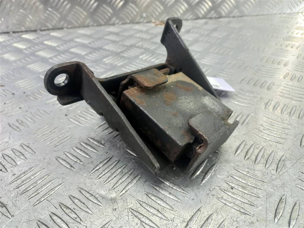 подушка кпп (гитара опора) SUZUKI Grand Vitara 1.6 4WD MT (106 л.с.)Grand Vitara  II (2005—2008) Внедорожник 2955385F30, 3620 рублей, Москва