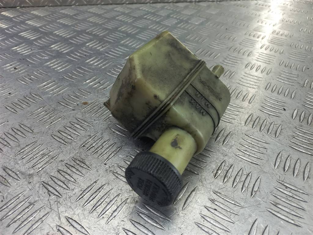 бачок гидроусилителя MAZDA CX-7  EG2132690, 3160 рублей, Москва