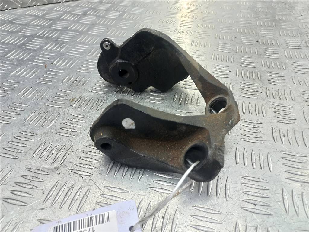 кронштейн кпп MAZDA CX-7  EH143908YA, 750 рублей, Москва