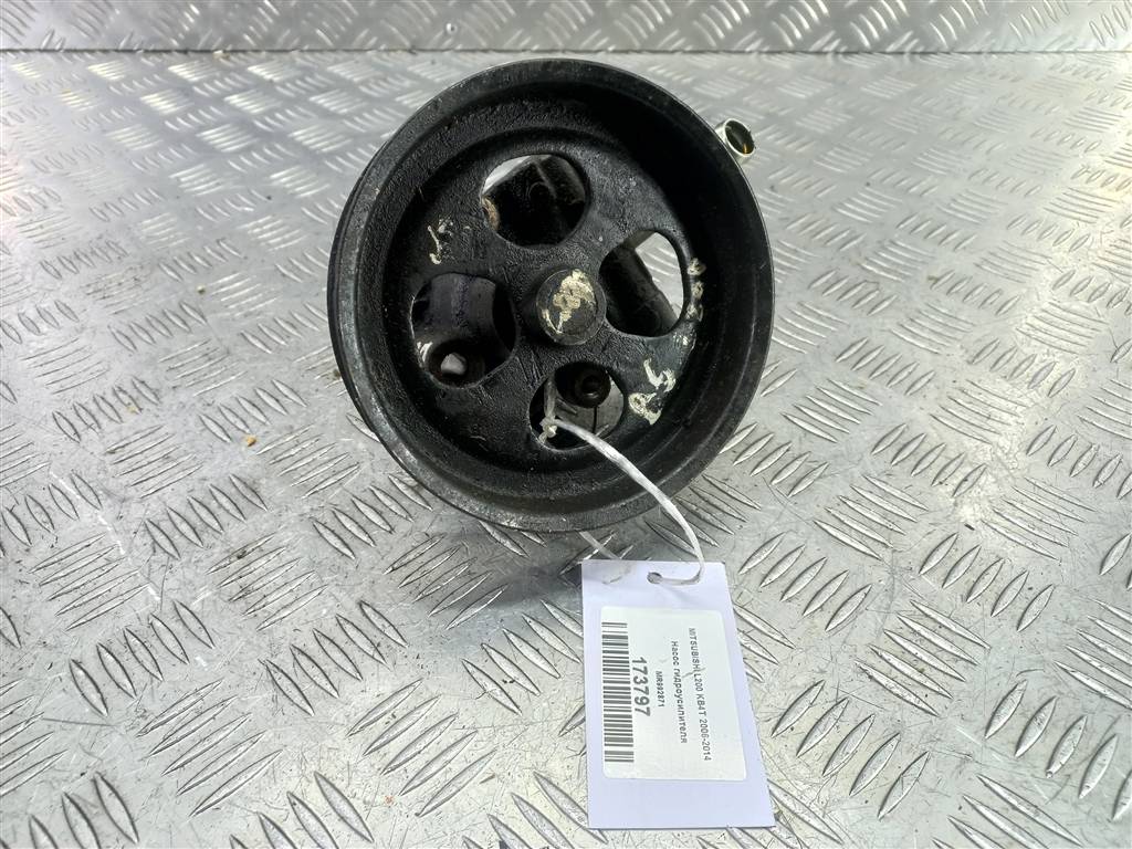 насос гидроусилителя MITSUBISHI L200   MR992871, 4540 рублей, Москва