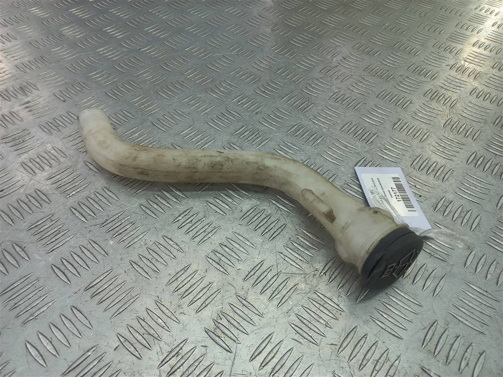 горловина бачка омывателя CHEVROLET  ORLANDO 1.8 AT (141 л.с.)Orlando  I (2010—2018) Минивэн 95982967, 860 рублей, Москва